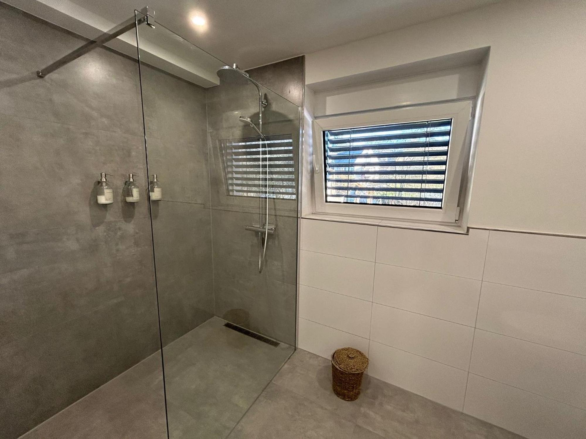 The Forest Retreat- Luxurioese Ferienwohnung Mit Privater Sauna Wermelskirchen Zewnętrze zdjęcie